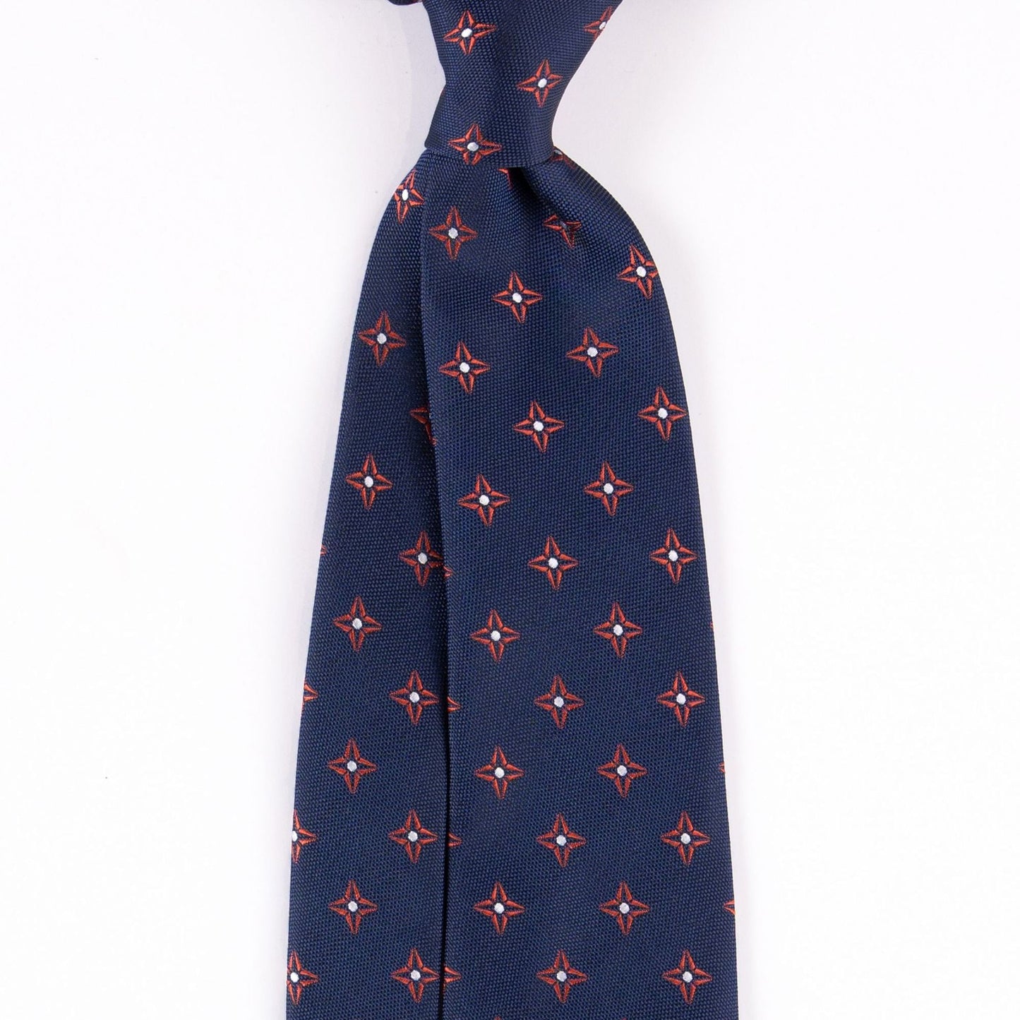 Marinero Fine Menswear | Classic Micropattern Necktie | Navy-Red Starlet